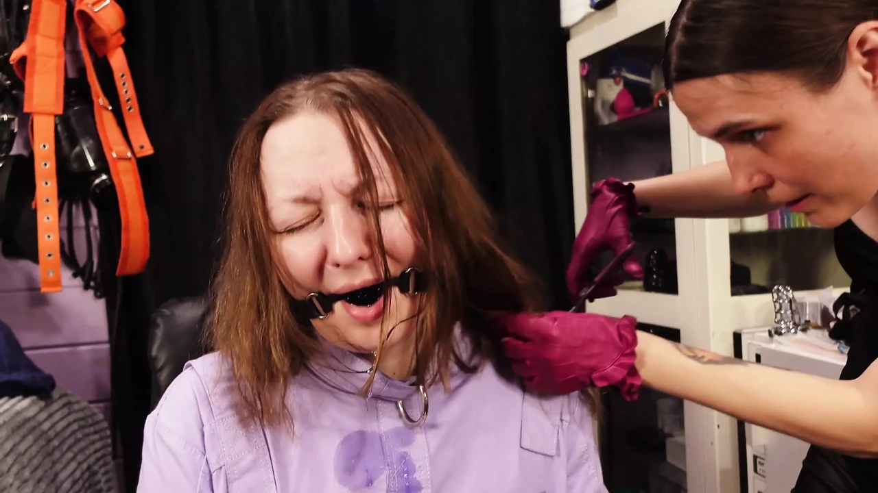 BDSM Video: Haircut From Mistress (mistress Priest & Arya Grander)