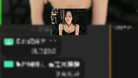 Rekaman live streaming guru yang kecanduan berhubungan seks sama penggemar online