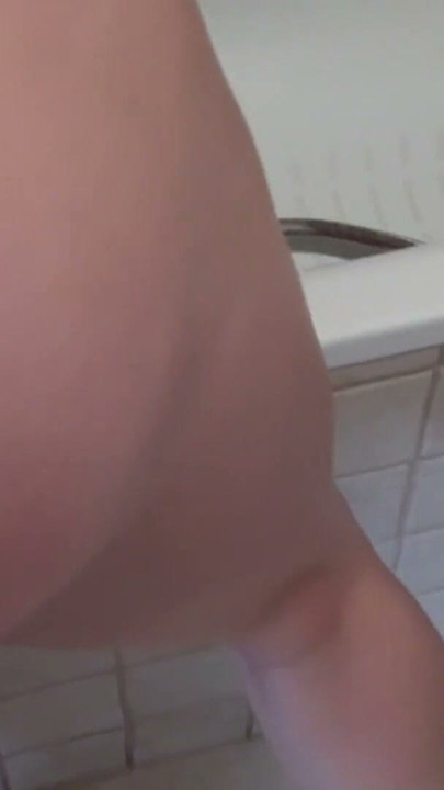 Seksten vazgeç ve bunun yerine bu Aletta Ocean pornosunu izle | Bölüm 1