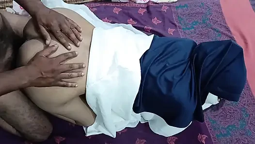 Hijabi-mädchen wird von ihrem stiefbrud gefickt, wenn sie vom college kommt