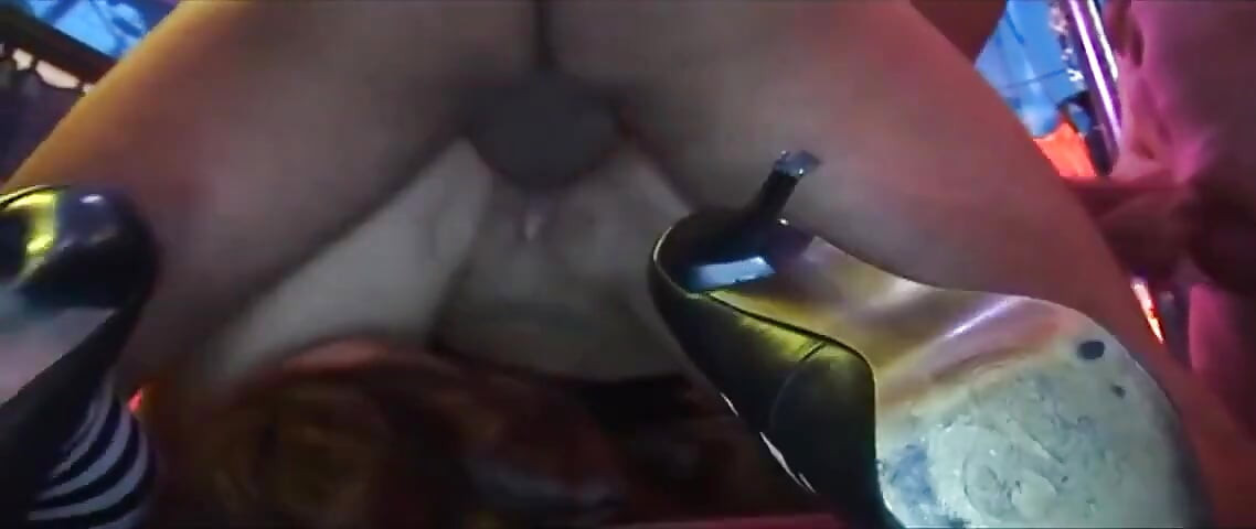 Mature Brunette Stretched Wide in Sloppy Gangbang Fisting
