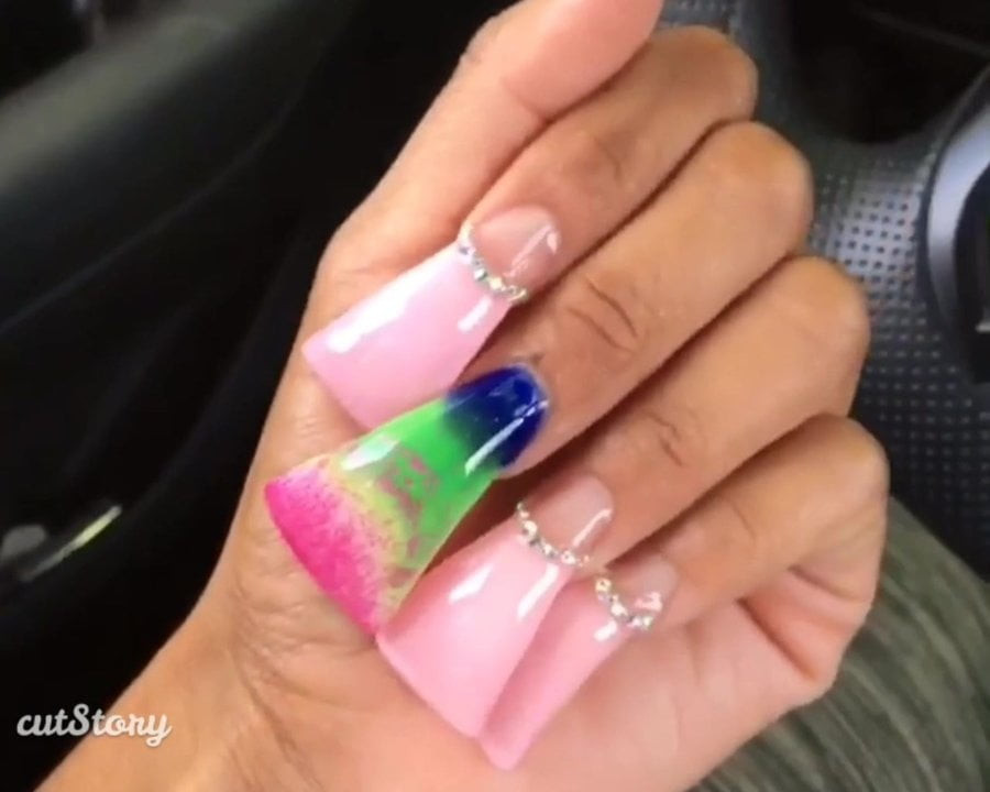 Awesome Flare Nails