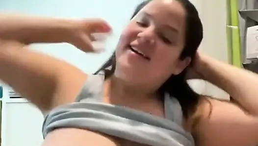Прямая трансляция с Dani Valentina