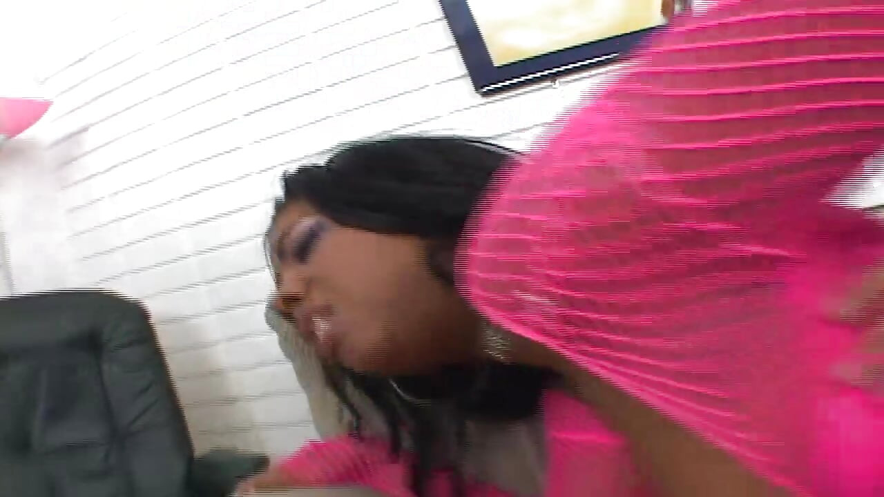 Mom's big boobs rubbing daddy big cock