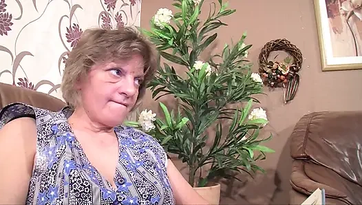 Pierced MILF Needs Special Fuck