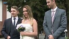 मुड़ सौतेला परिवार शादी का दिन