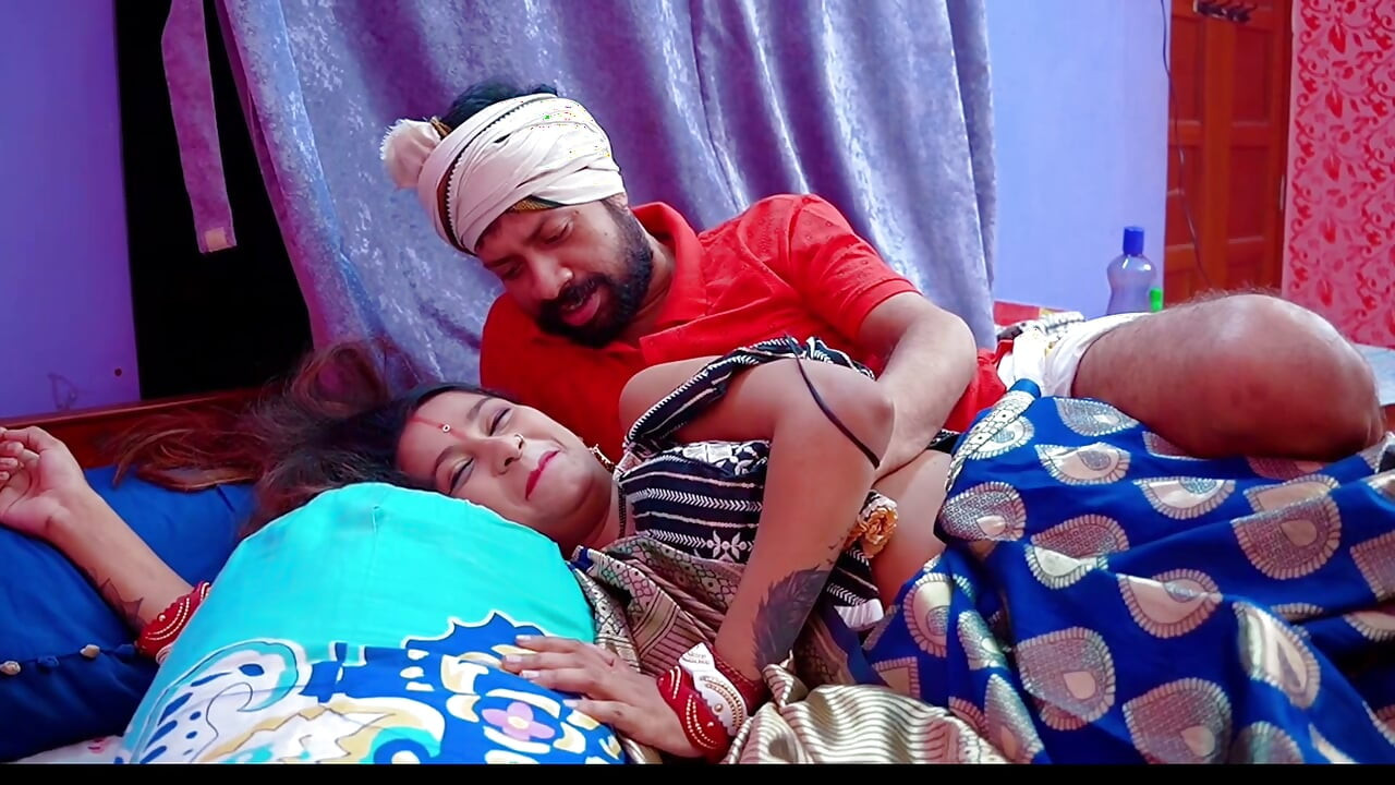 Soyi hui soteli bahan ko bur chod kar pregnant kar diya
