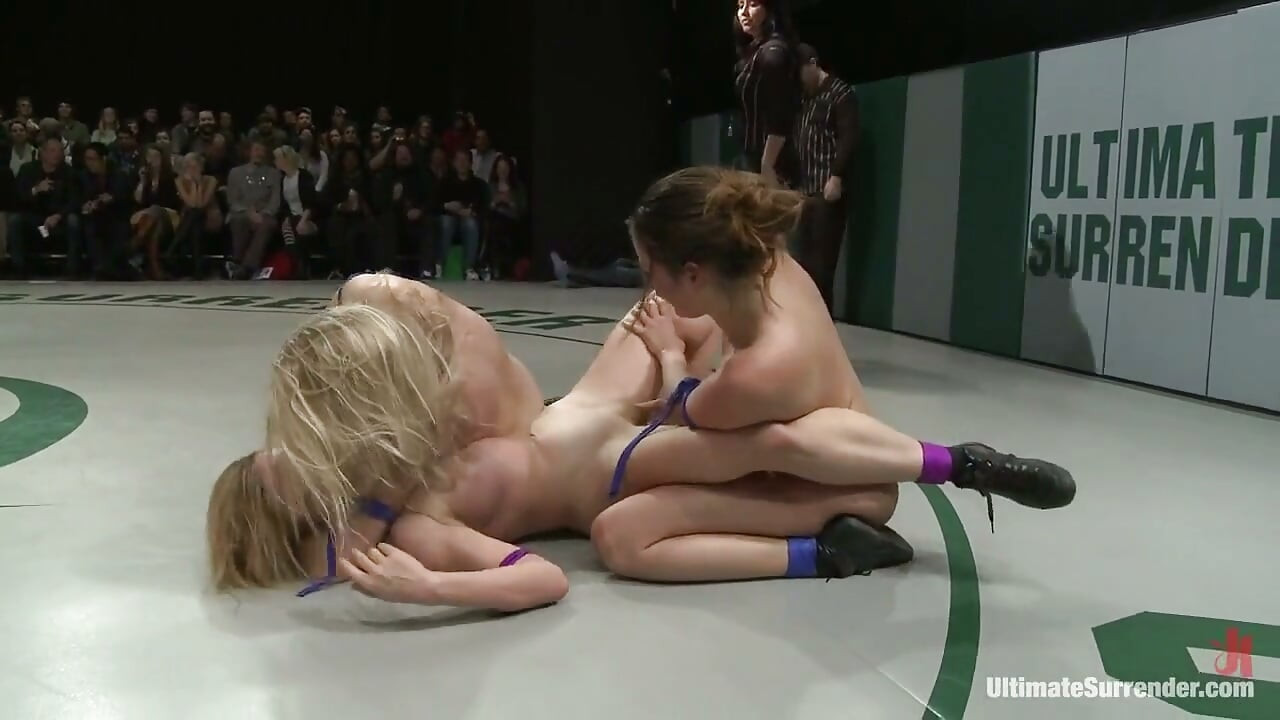 First Match of the 2011 Tag Team League!: the Goddesses Vs Team Ice in Front of a Live Audience