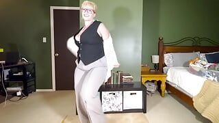 Striptease: Old Jazz and Swing Make Alice Horny as She Counts You Down to Cum After Stripping and Jiggling Her Fat Body
