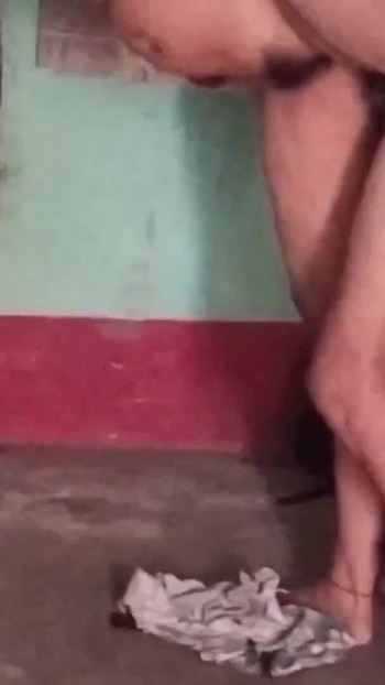 Stunning moment from "Indian hot girlfriend viral MMS  video"