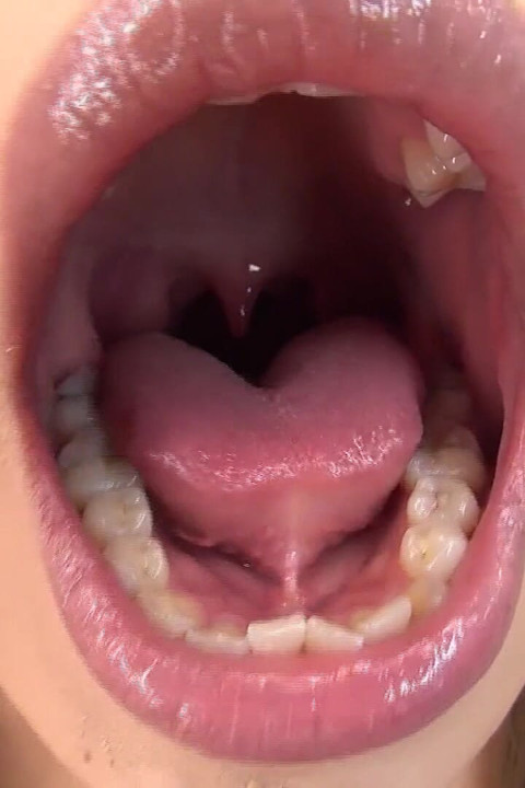 Sensual Selfies: Kaede Futaba's Intimate Mouth