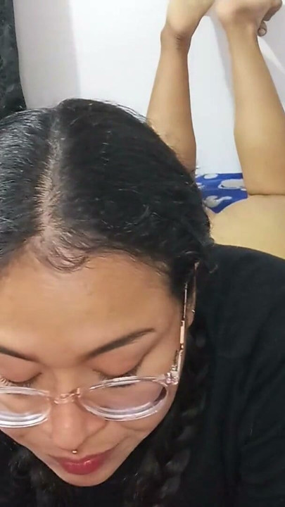 Nerdy girl gives you a deep blowjob while looking into your | Clip 1
