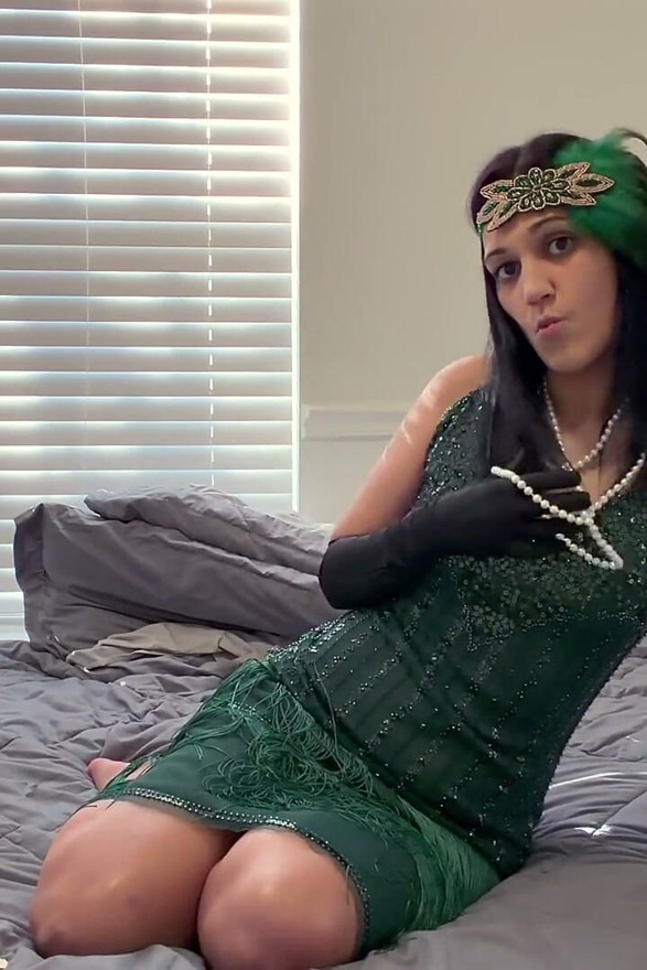 Devyn's Roaring '20s Jerk off Instruction HD POV Seduction Awaits!