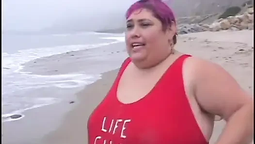 Blonde bBW verführt kerle, sie im bett zu knallen