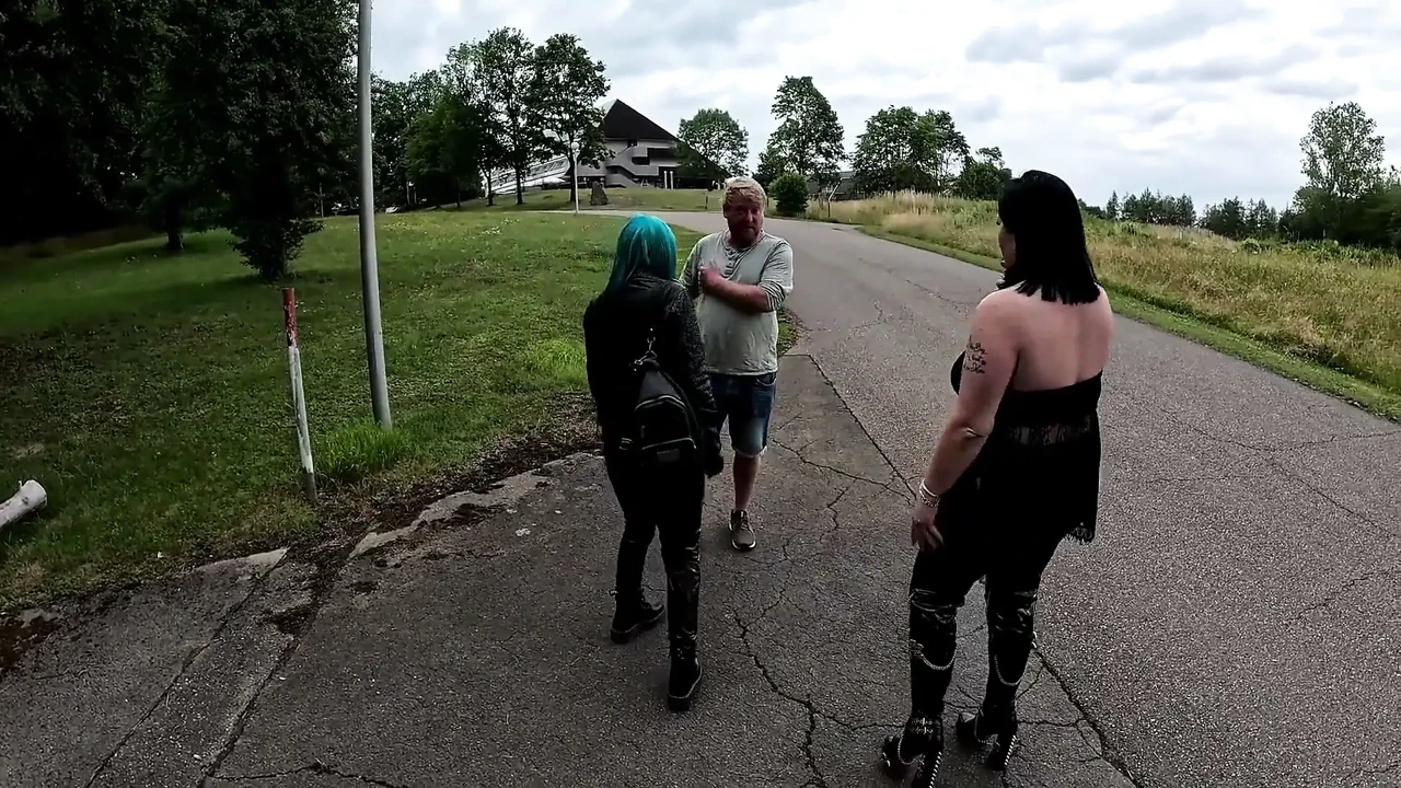 Dominatrix Date/ Loose Slave Gets What He Deserves