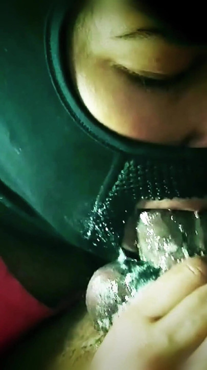 カムロビアン・ディックドレイナーズ・ブラックマスク