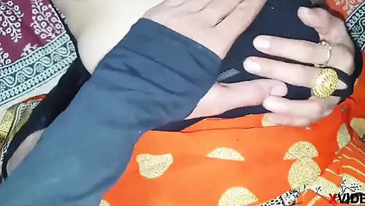 Ateşli güzel evli kadın dölleme yakın çekim seks