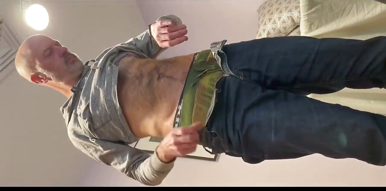 Dropping Guy’s Jeans and Inserting Anal Probe for Ozone in the Ass