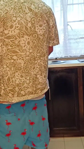 Fucked in the kitchen | Clip 1