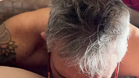 Istri suka disepong sambil ngentot kakinya