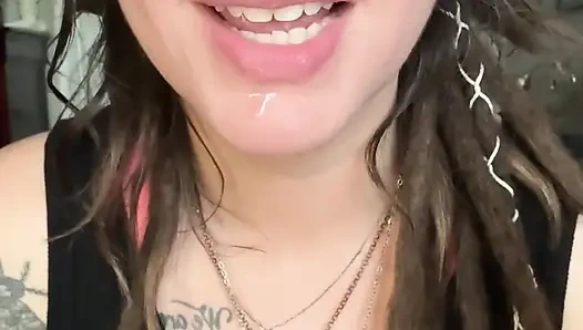 Nyepong kontolmu dan ngiler