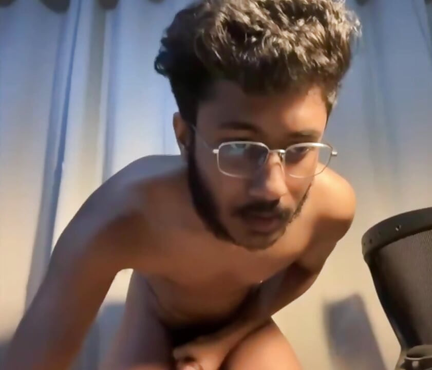 Big cumshot. Do you want to eat my cum.