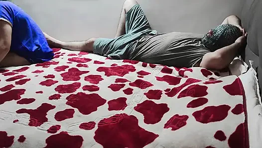 Seks Arap evli kadın Morocan'i paylaşıyor