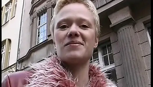 Hinter Deutschen Türen Wird Fleißig Gefickt - Kompletter Film