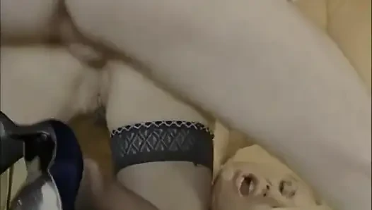 2 Harte Schwänze Für Den Arsch Dieser Blondine