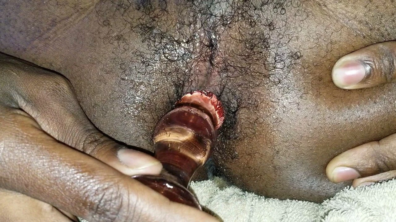 Tonton kebocoran vagina anakku