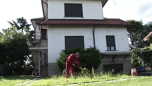 A saw to the carpenter!