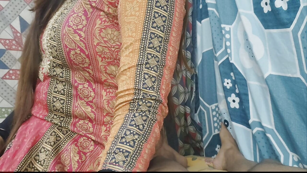 Hindi Audio Bibi K sone k baad sali ki puri raat chut maari