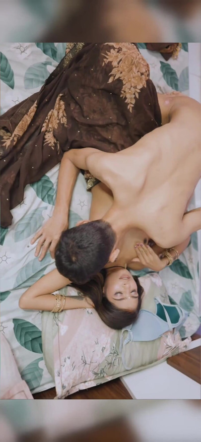 Brother-in-law and sister-in-law's amazing sex, sister-in-law went crazy after seeing brother-in-law's penis. | Clip 1