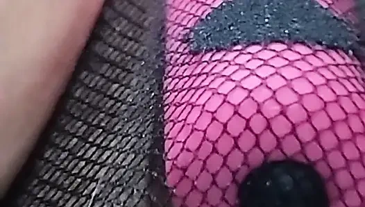 Aku bermain dengan pedang sepupu