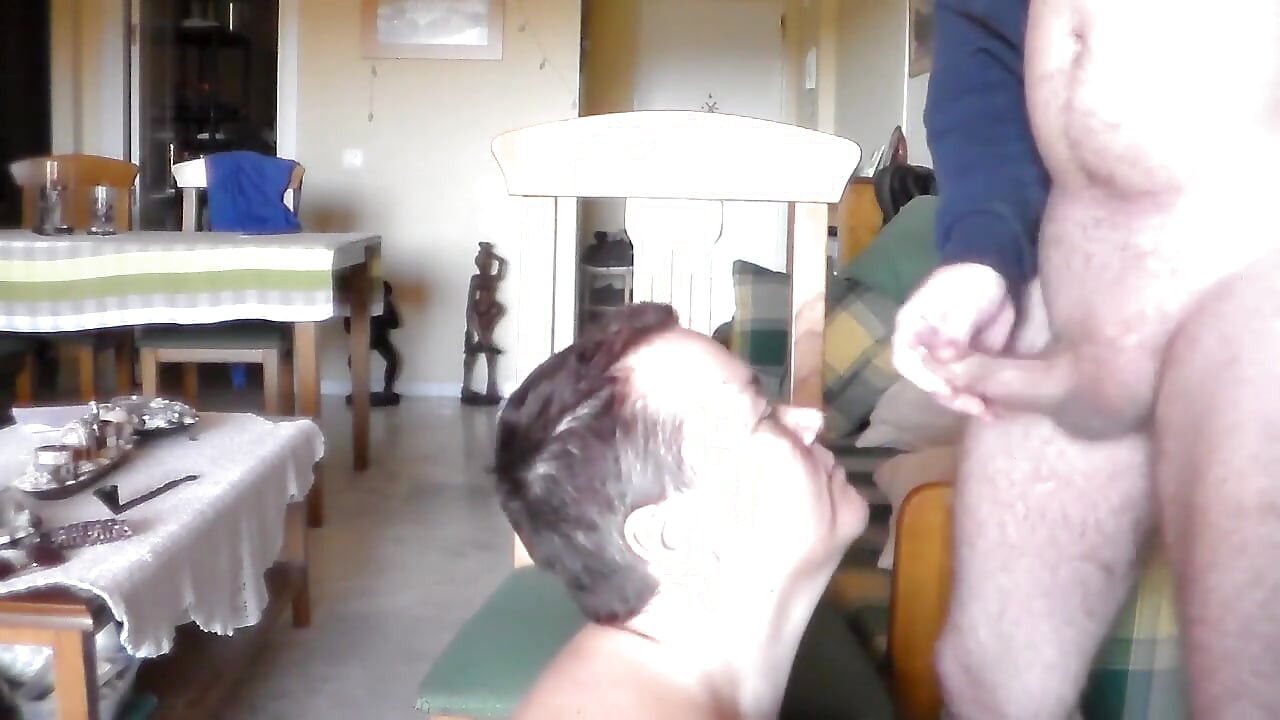 John is giving Jen a big cum facial