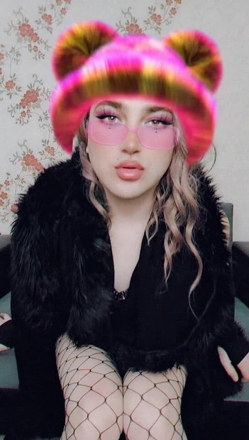 FEMBOY MADONNA