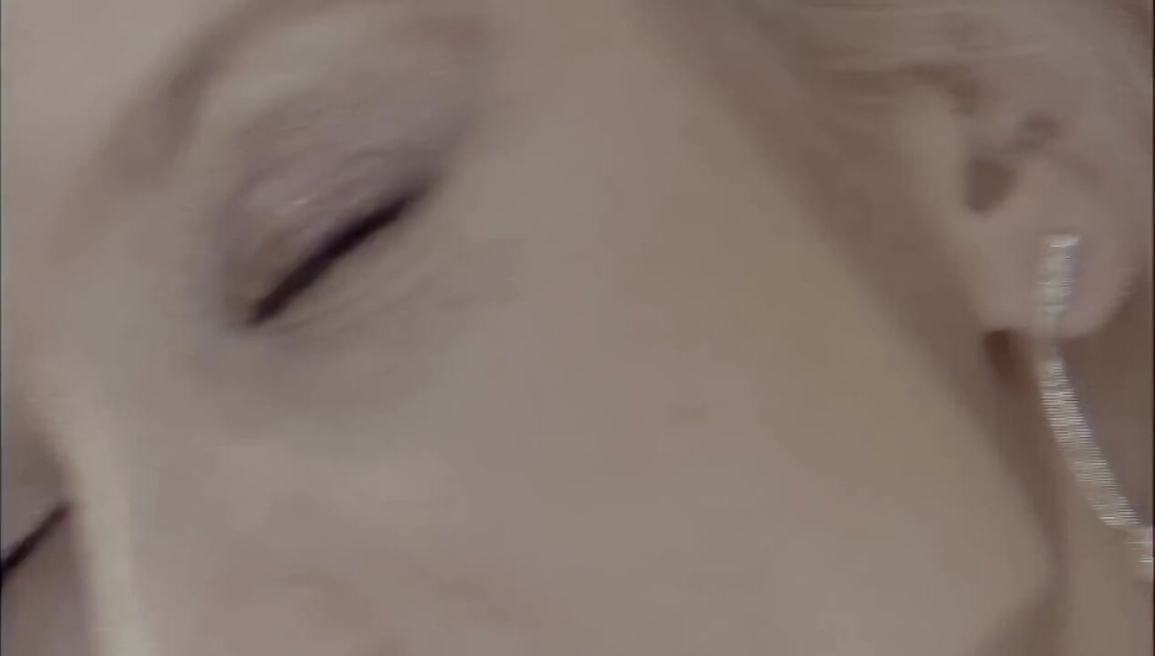 She Gives Him a Nice Massage and He Breaks Her Pussy and Ass