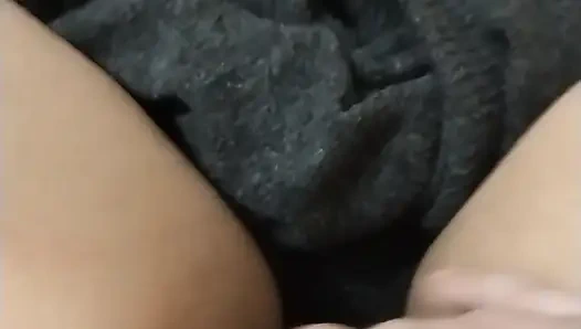 Mollige frau lauter pulsierender orgasmus