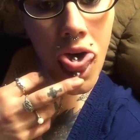 Fuck You Fuck Off - Piercing Girl 3sek - PunXXX