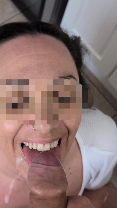 Συλλογή προσώπου Flashing Hotwife | Κλιπ 1