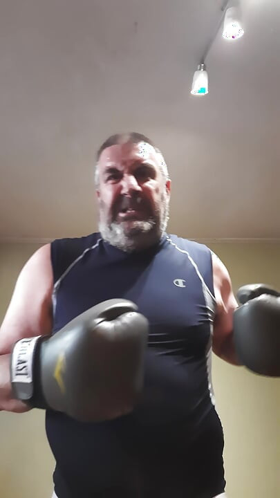 Silver Daddy Boxer Vs. Jobber!