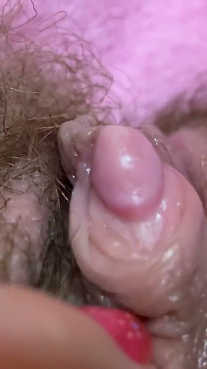 HUGE ORGASM HAIRY PUSSY BIG CLIT AMATEUR | Clip 1