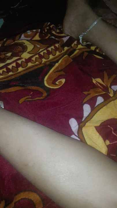 desi bhabhi ki chut dekha rat me