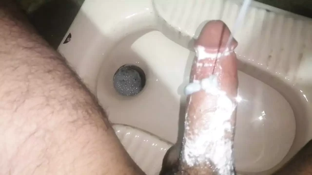 My big cock pissing handjob cumshot creamie bathroom nanga munda Pakistani
