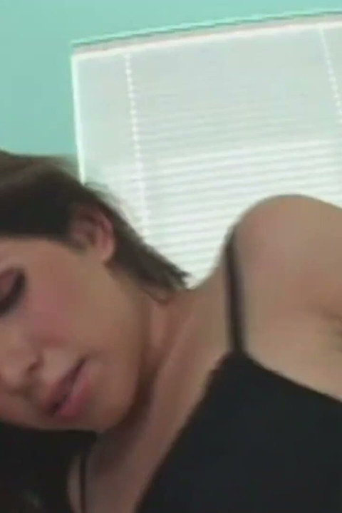 Brandy Showering in Rough Sex While Her Partner Rattles the Whole Bed