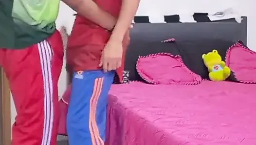 Eşcinsel seks adidas pantolon