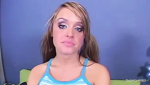 Nicole eris si gadis remaja seksi lagi bugil sebelum dientot habis-habisan