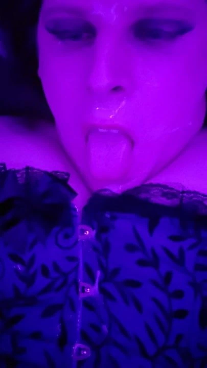 Sissy Rose Self Face.
