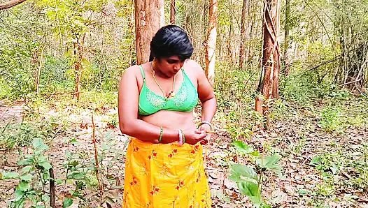 Outdoor Jungle Sex. Desi Bhabi Fucking Husbend's Small Stepbrother Big Dick in Forest. Telugu Dirty Talks.