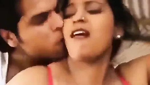 Bhojpuri Bhabhi Kissing Videos